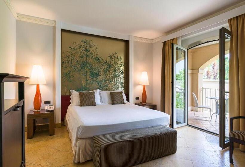 Superior Room with Terrace, Romano Palace Luxury