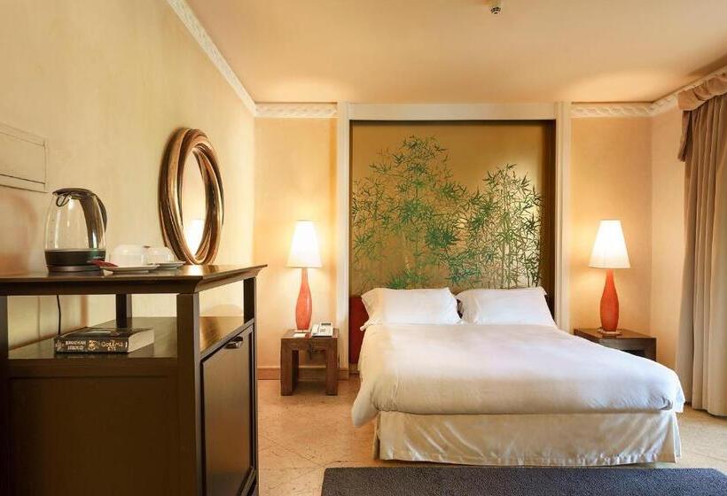 Superior Room with Terrace, Romano Palace Luxury