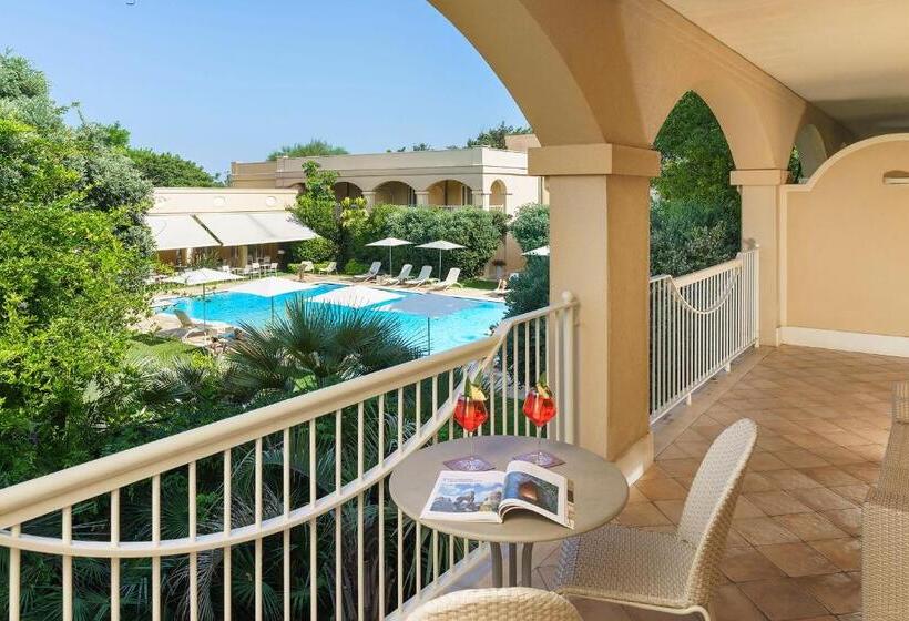 Suite with Terrace, Romano Palace Luxury