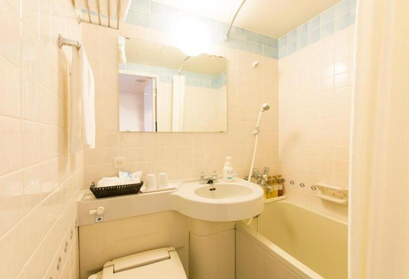 اتاق اکونومی یک تخته, Shibuya Tobu