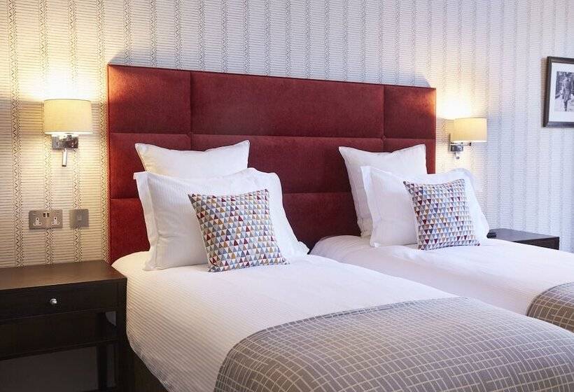 Номер Deluxe, 54 Queen S Gate