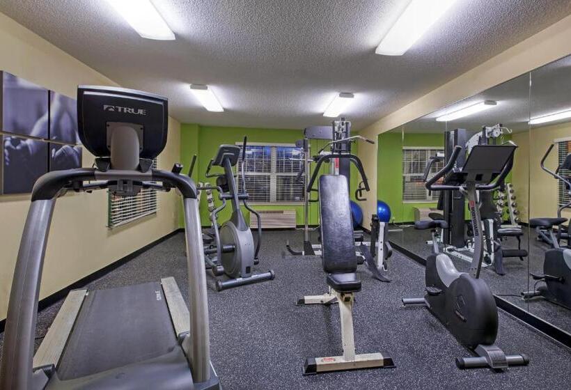 اتاق استاندارد برای معلولان, Country Inn & Suites By Radisson, Mason City, Ia