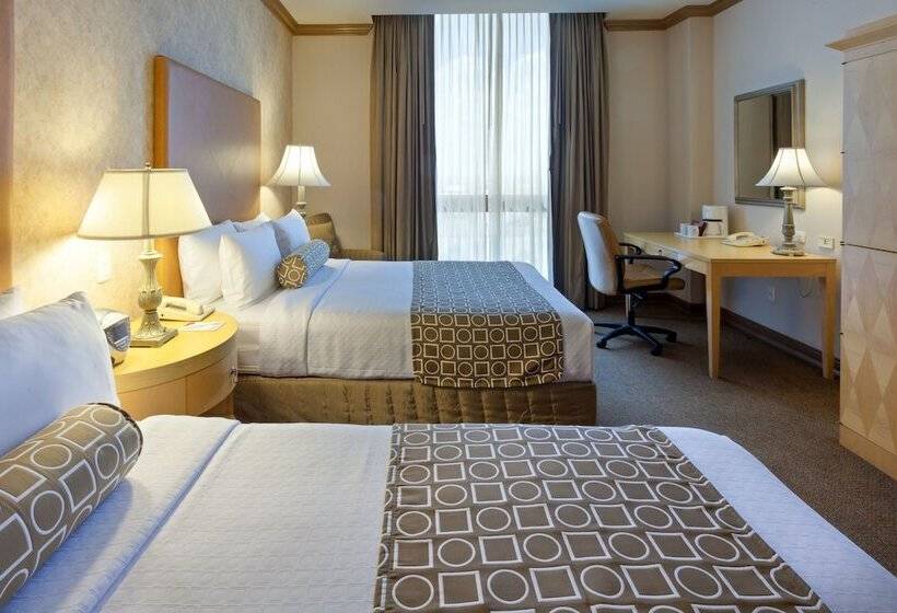 ２ダブルベッドのスタンダードルーム, Crowne Plaza Torreon, An Ihg