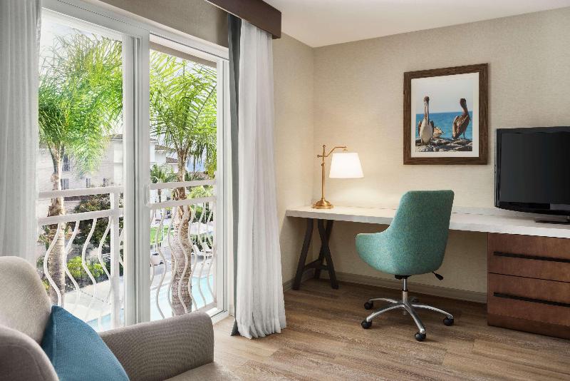 带大床的标准间, Hilton Garden Inn Carlsbad Beach