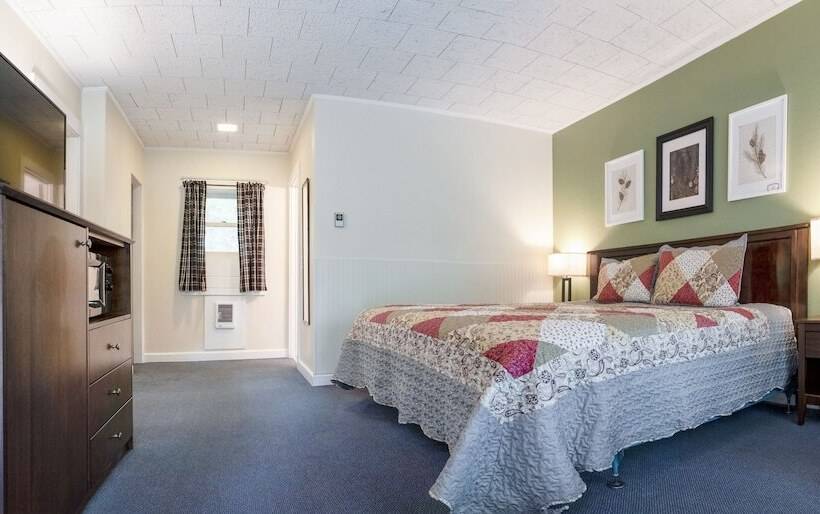Номер Стандарт, Acadia Pines Motel