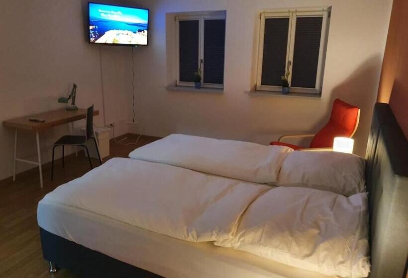 스탠다드 룸 공동 욕실, White Pearl Hostel 2