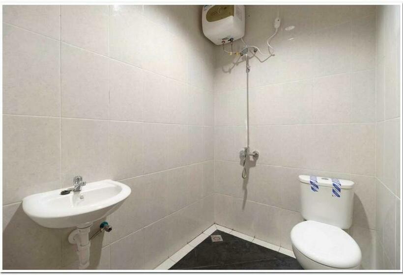 Номер Стандарт, Koolkost Near Cbd Ciledug Family Mall