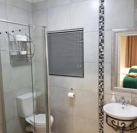 اتاق استاندارد با تخت بزرگ, Huis Van Seisoene