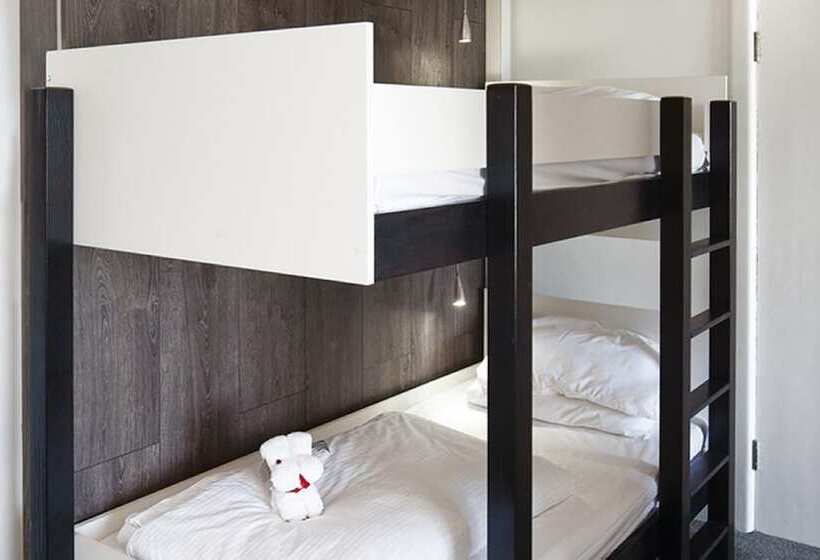 اتاق خانوادگی با چشم‌انداز دریا, Cumberland Hotel   Oceana Collection