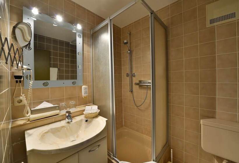 Номер Комфорт Индивидуальный, Plaza Inn Leonberg