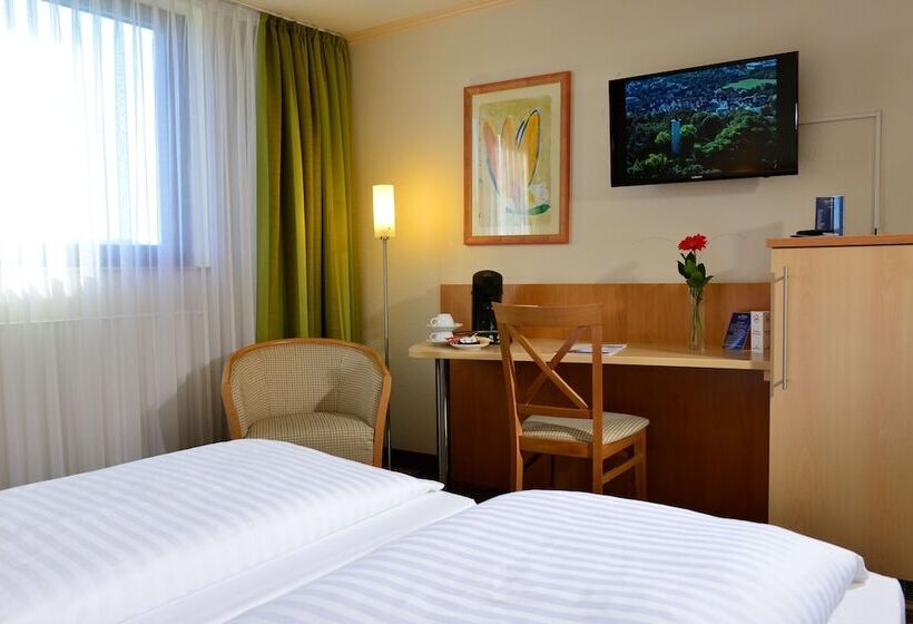 Номер Комфорт, Plaza Inn Leonberg