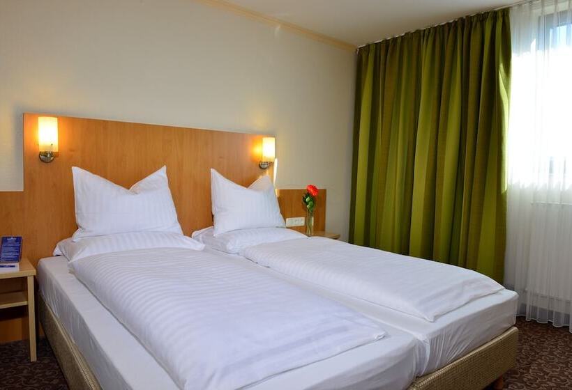 Номер бизнес-класса, Plaza Inn Leonberg