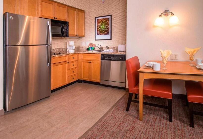 스위트, Residence Inn Frederick