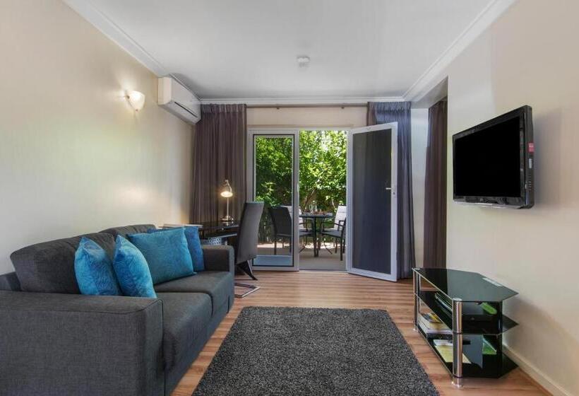 스위트, The Peninsula Riverside Serviced Apartments