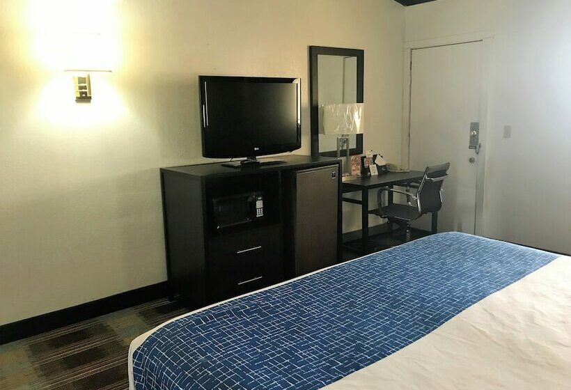 Номер Стандарт, Travelodge By Wyndham New Braunfels