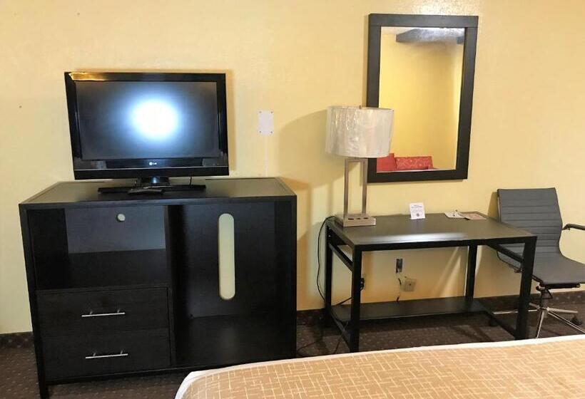 Студия Стандарт, Travelodge By Wyndham New Braunfels