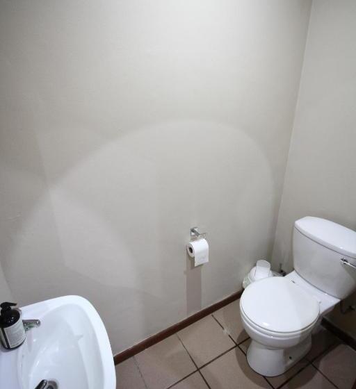 Дом 1 Спальня, Crestwood Bed & Breakfast