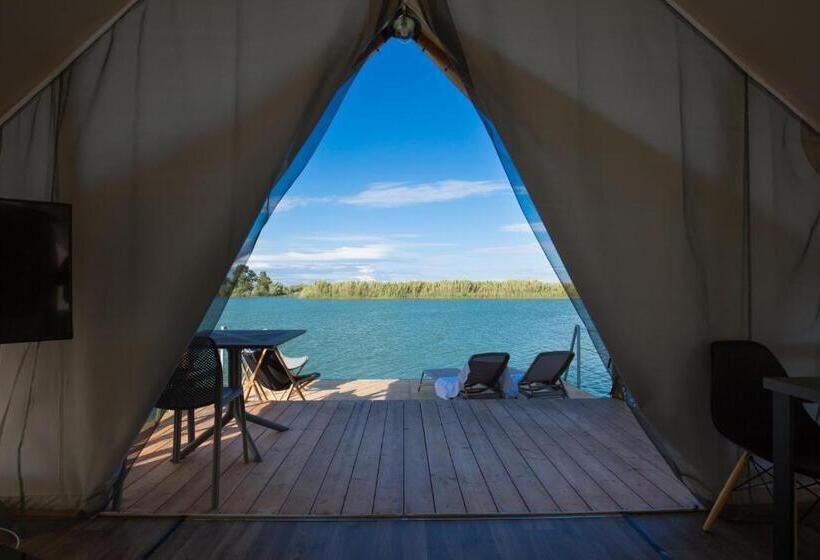 چادر با خدمات رفاهی استاندارد, Nabi Resort Glamping & Spa