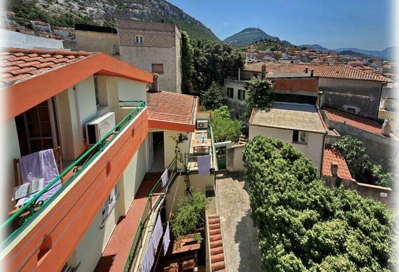 اتاق استاندارد, B&b Sardinia Room Siscaledda