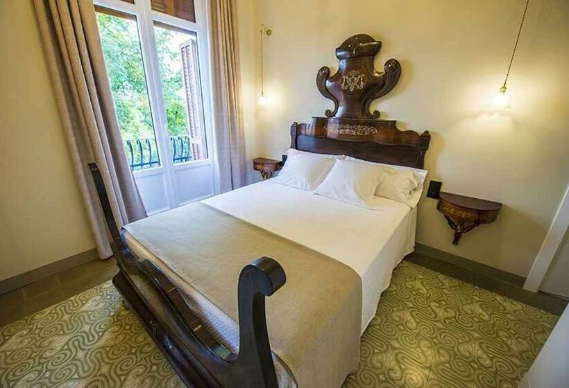 اتاق لوکس با بالکن, Bolet Casa Modernista