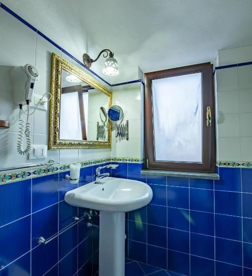 سوییت با چشم‌انداز دریا, B&b Ottocento Sul Mare