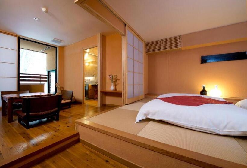 Quarto Estandar, Onsen Ryokan Yamaki
