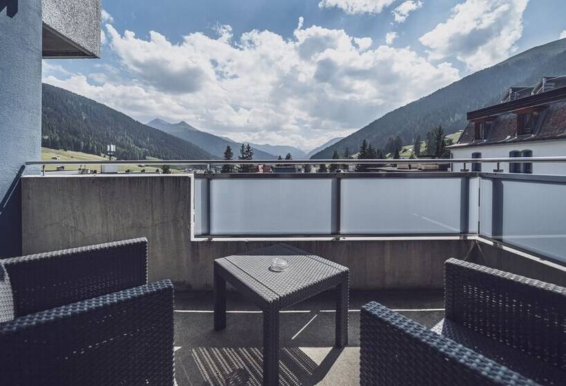 اتاق راحتی, Club Hotel Rooms Only   By Mountain Hotels