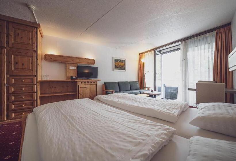 اتاق استاندارد با چشم‌انداز, Club Hotel Rooms Only   By Mountain Hotels