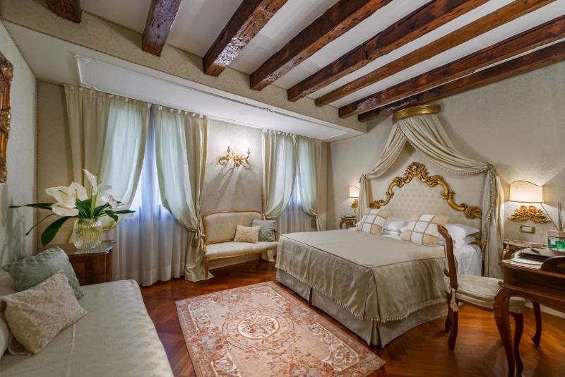 اتاق لوکس, Antico Doge   A Member Of Elizabeth Hotel Group