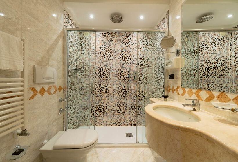 اتاق لوکس با چشم‌انداز, Antico Doge   A Member Of Elizabeth Hotel Group