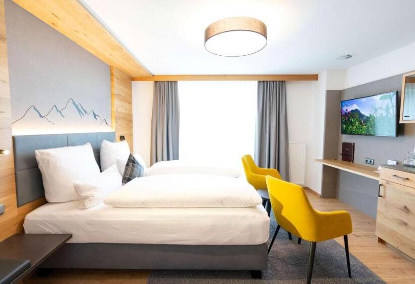 Номер Комфорт, Best Western Plus Hotel Alpenhof