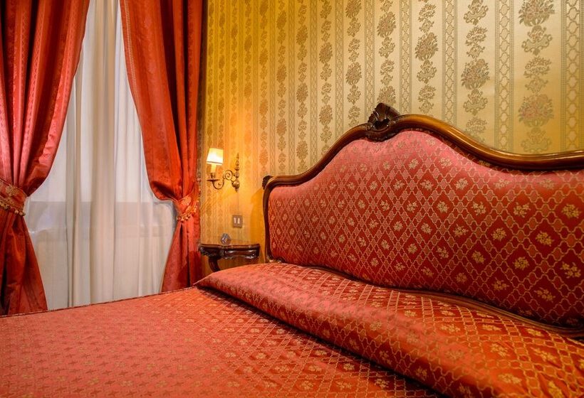 Superior Room with Terrace, Centauro