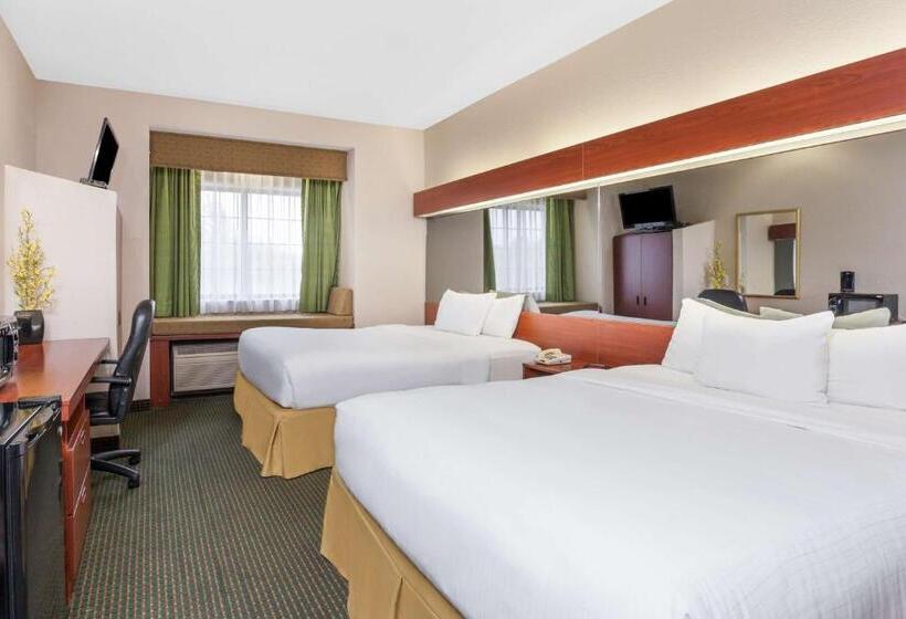 Номер Стандарт 2 Двуспальные Кровати, Days Inn By Wyndham Near Kansas Speedway