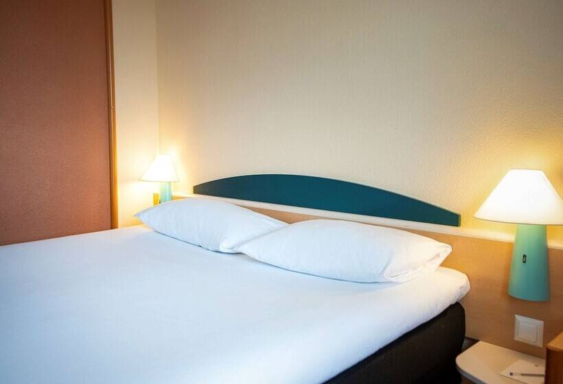 Номер Стандарт, Ibis Fribourg