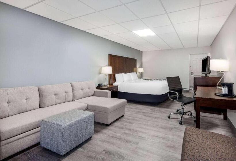 Люкс Deluxe Кровать Кинг, La Quinta Inn By Wyndham Lynnwood