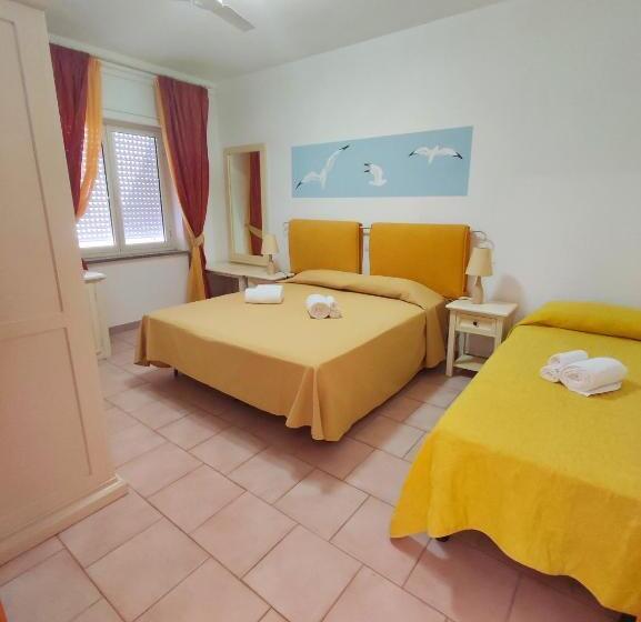 Номер Стандарт Трехместный, A.i.r. Hotel Gabbiano