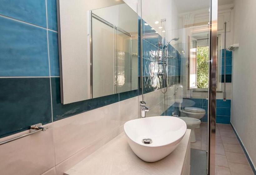 Четырехместный Номер Стандарт, A.i.r. Hotel Gabbiano