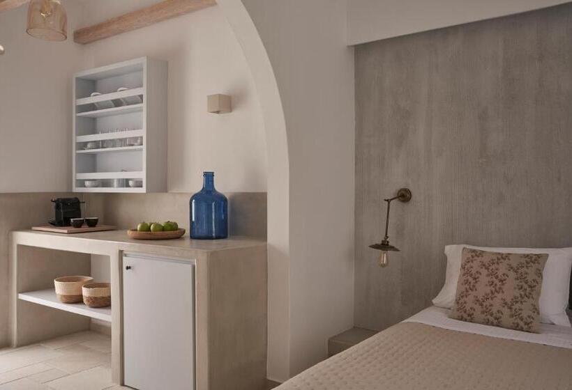 اتاق لوکس با چشم‌انداز دریا, Makris Beach
