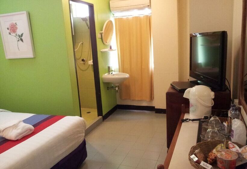 Quarto Superior, Sawasdee Sukhumvit Inn