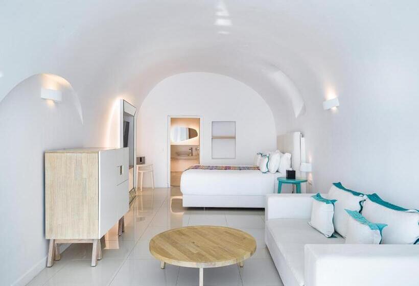 سوئیت سینیور, Katikies Chromata Santorini   The Leading Hotels Of The World