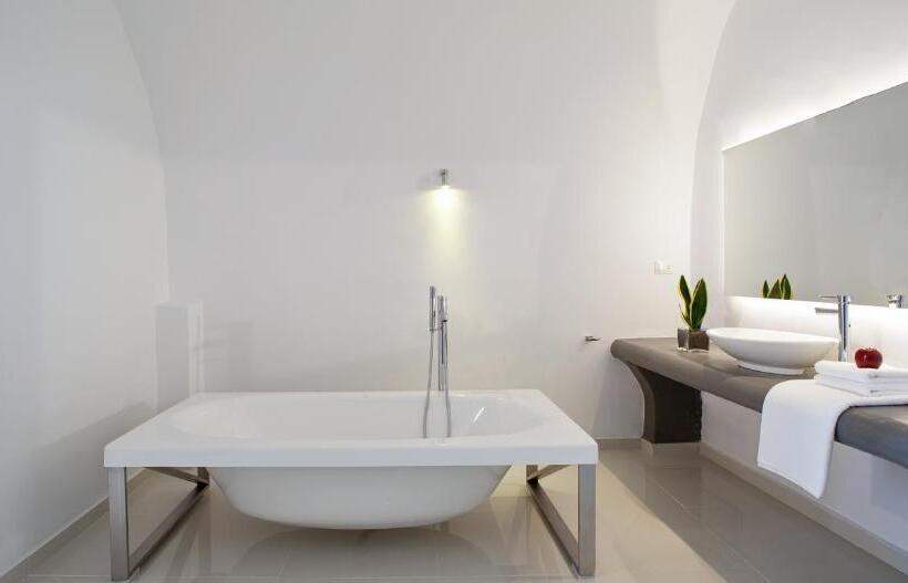 سوییت سوپریور, Katikies Chromata Santorini   The Leading Hotels Of The World