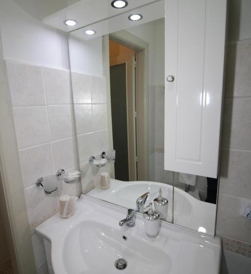 Четырехместный Номер Классик, B&b L Angelica