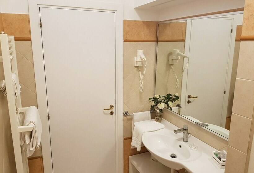 Quarto Triplo Standard Vista Jardim, Gabbiano Beach