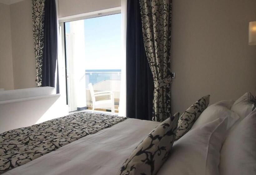 اتاق سوپریور با چشم‌انداز جانبی دریا, Best Western Hotel Acqua Novella