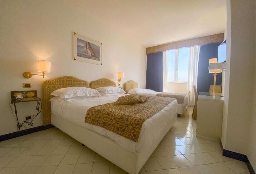Triple Room Sea View, Best Western Hotel Acqua Novella