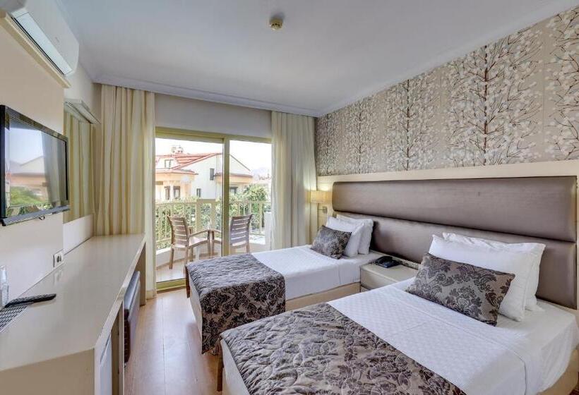 اتاق استاندارد, Grand Hotel Faros