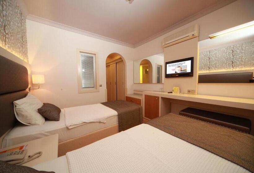 اتاق استاندارد, Grand Hotel Faros
