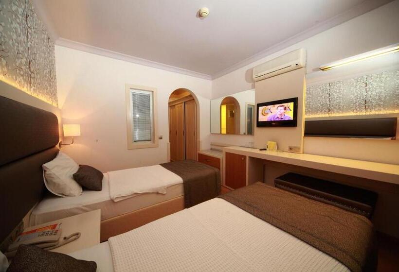 اتاق استاندارد, Grand Hotel Faros