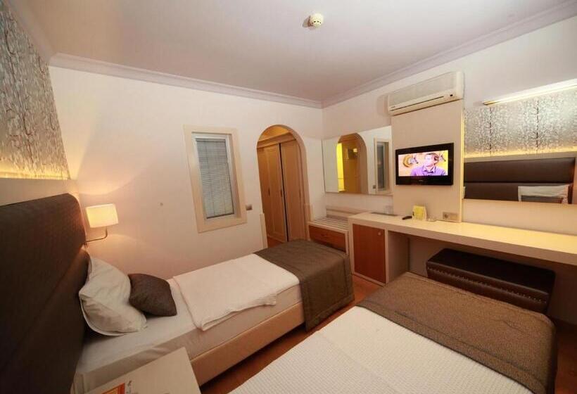 اتاق استاندارد, Grand Hotel Faros
