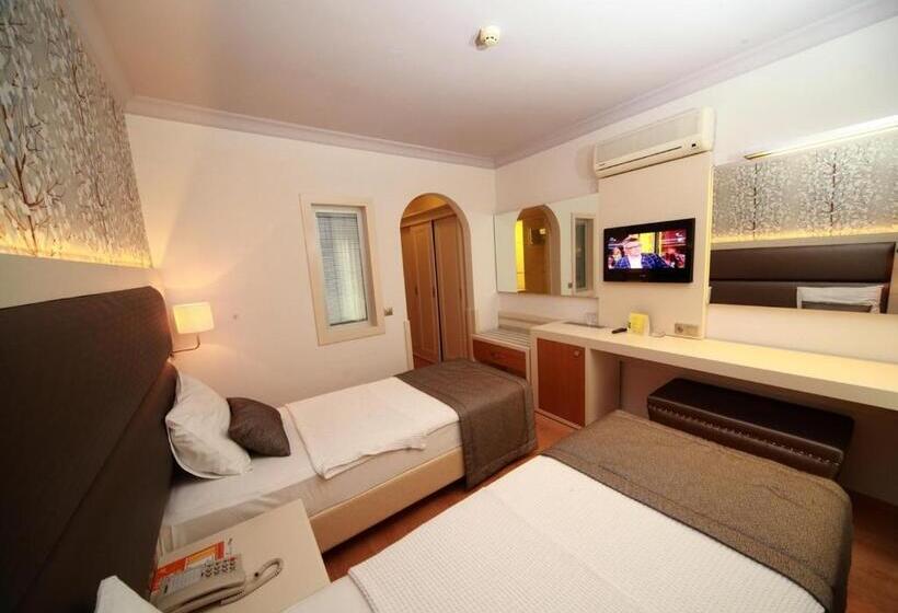 اتاق استاندارد, Grand Hotel Faros